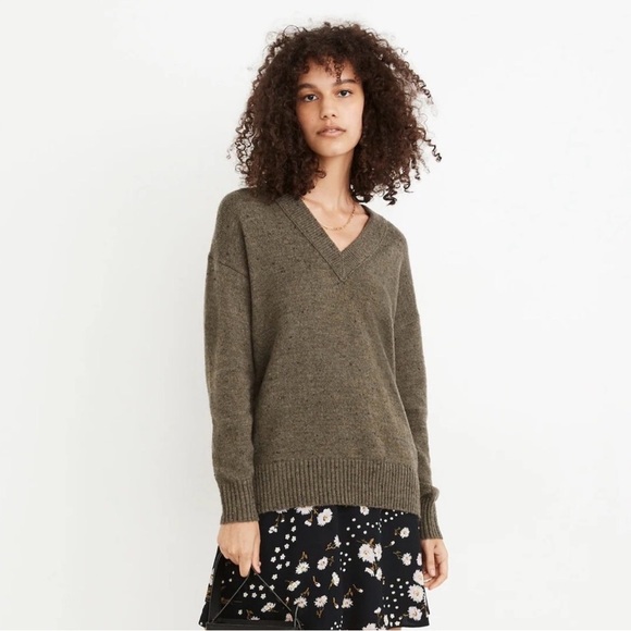 Madewell Sweaters - Madewell Donegal Bartlett V-Neck Pullover Sweater in Coziest Yarn